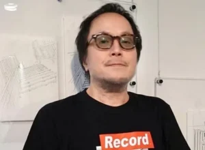 Mangaká Hisashi Eguchi se desculpa por traçar fotos; entenda o caso
